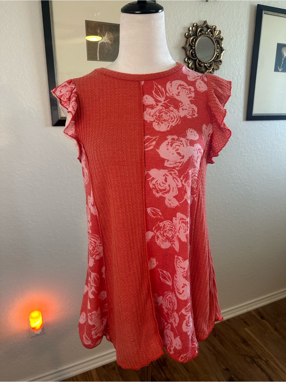 Bucketlist Coral Sleeveless Floral Top